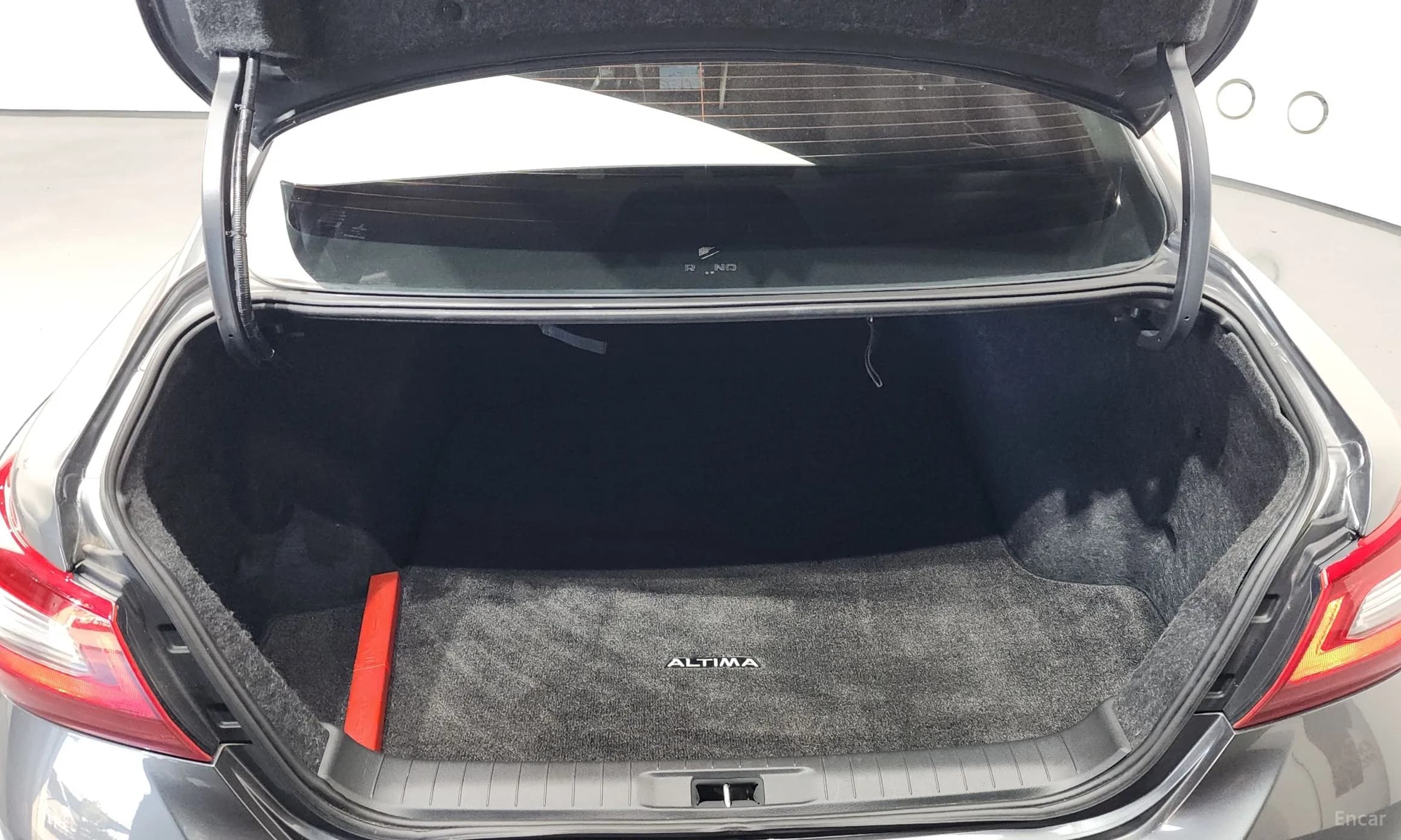 Altima