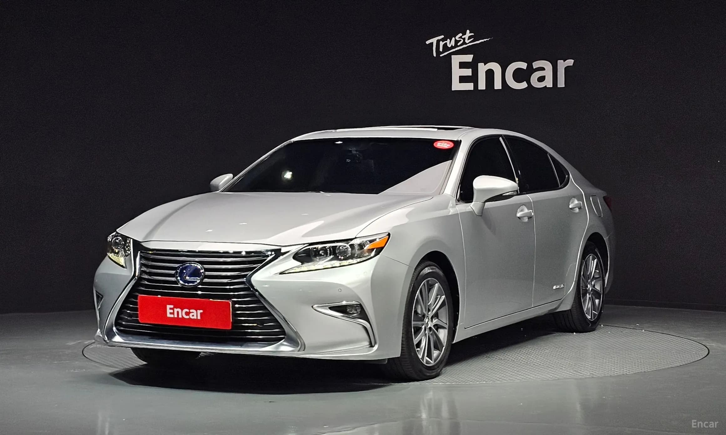 New ES300h
