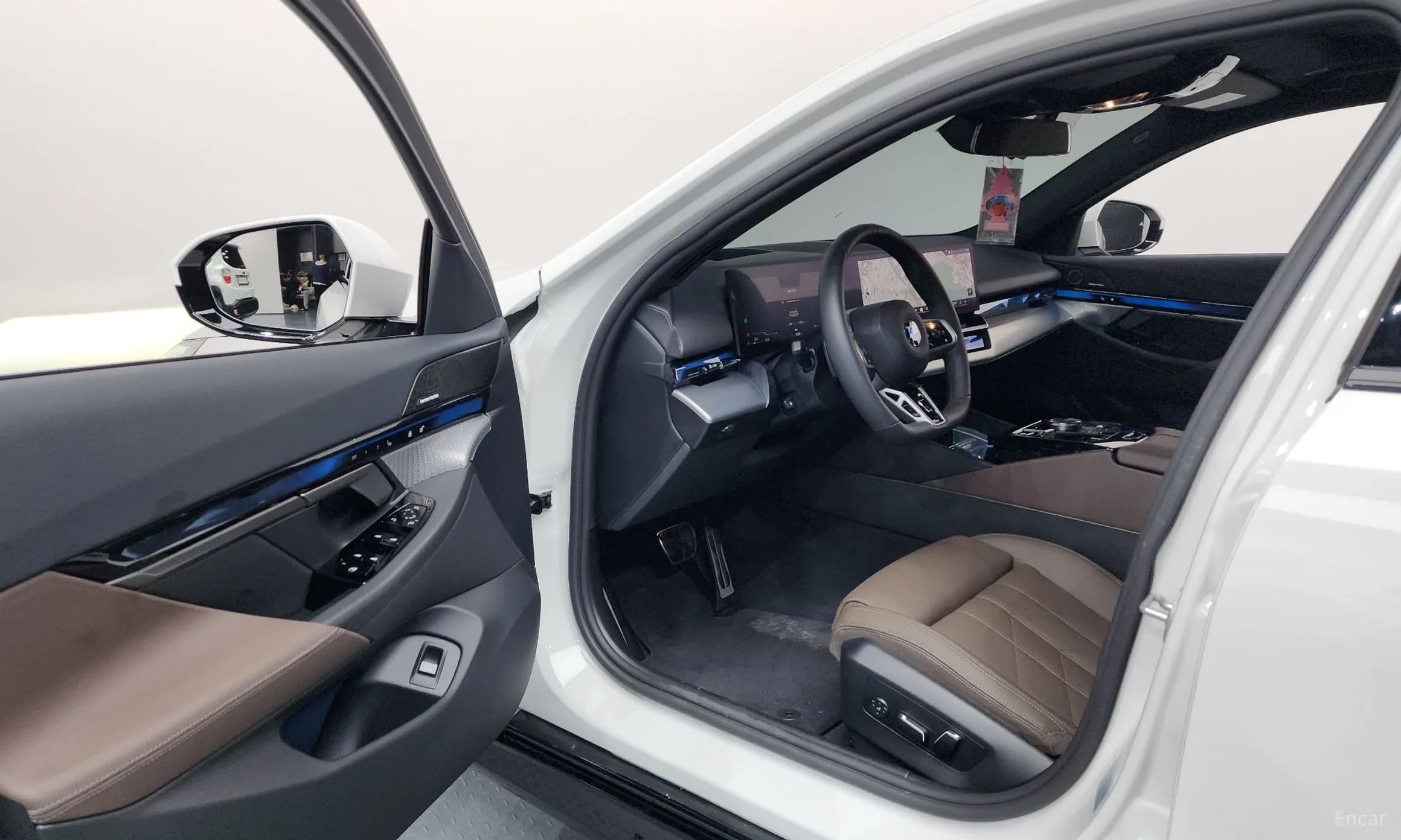 5 Series (G60)