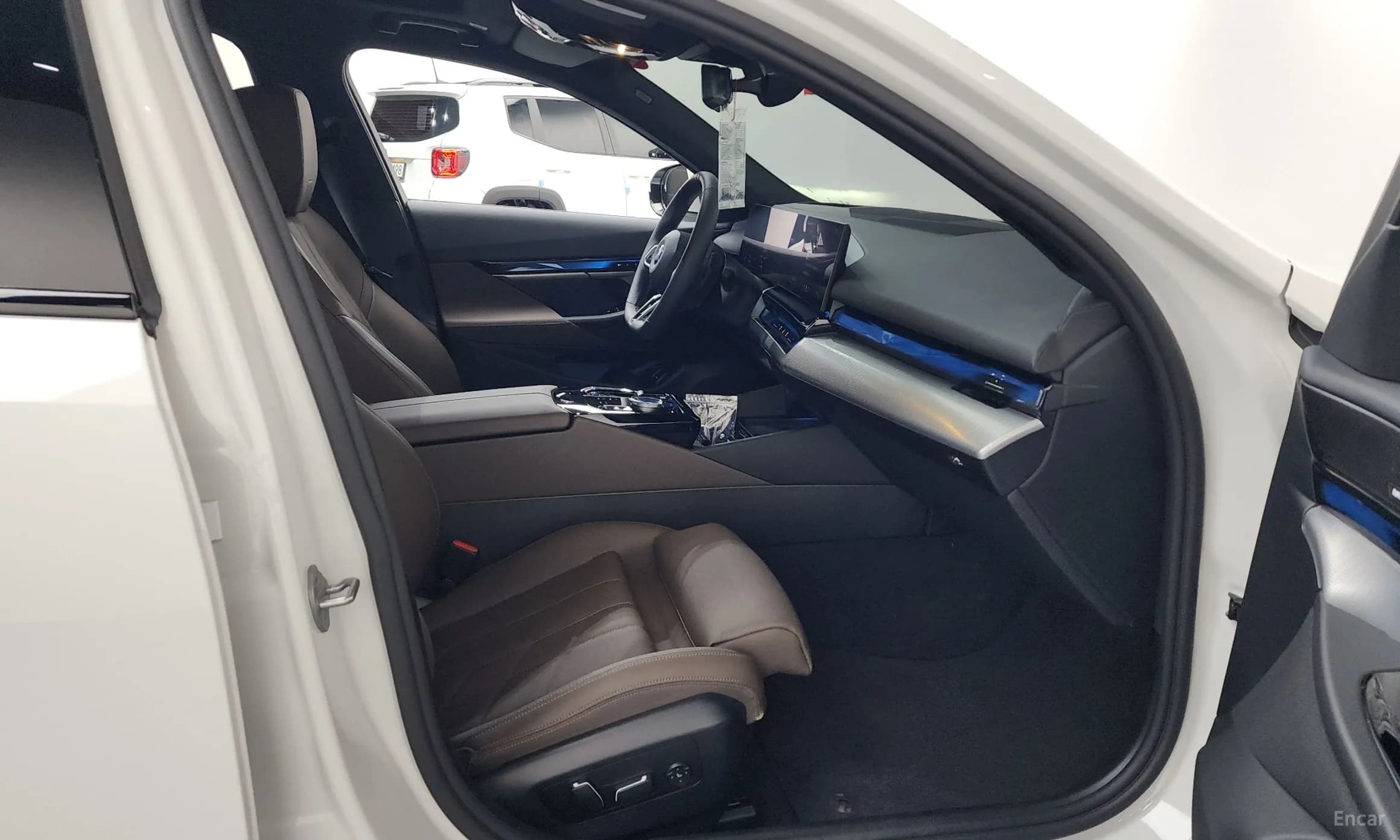 5 Series (G60)