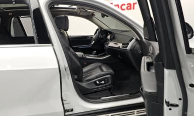 X5 (G05)