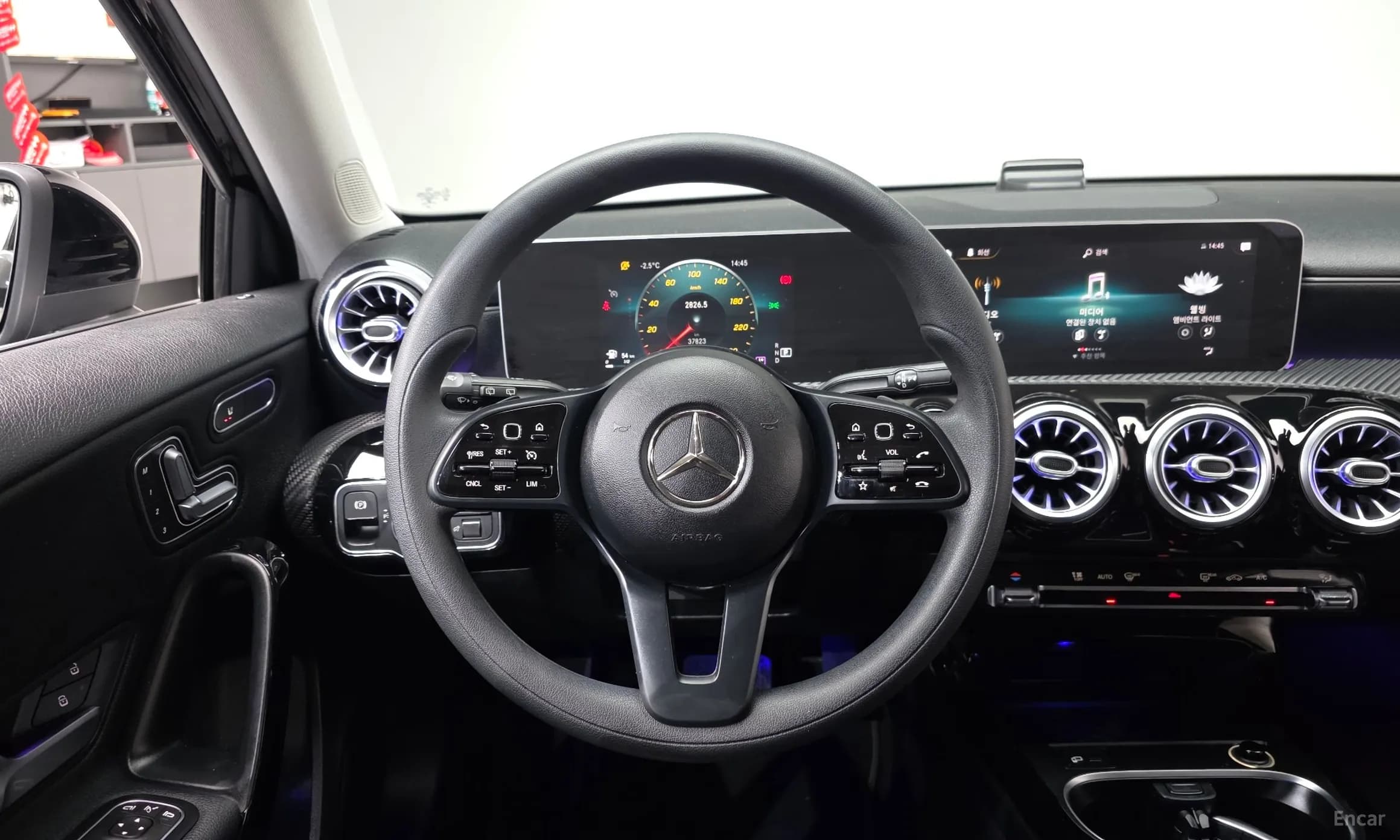 A-Class W177