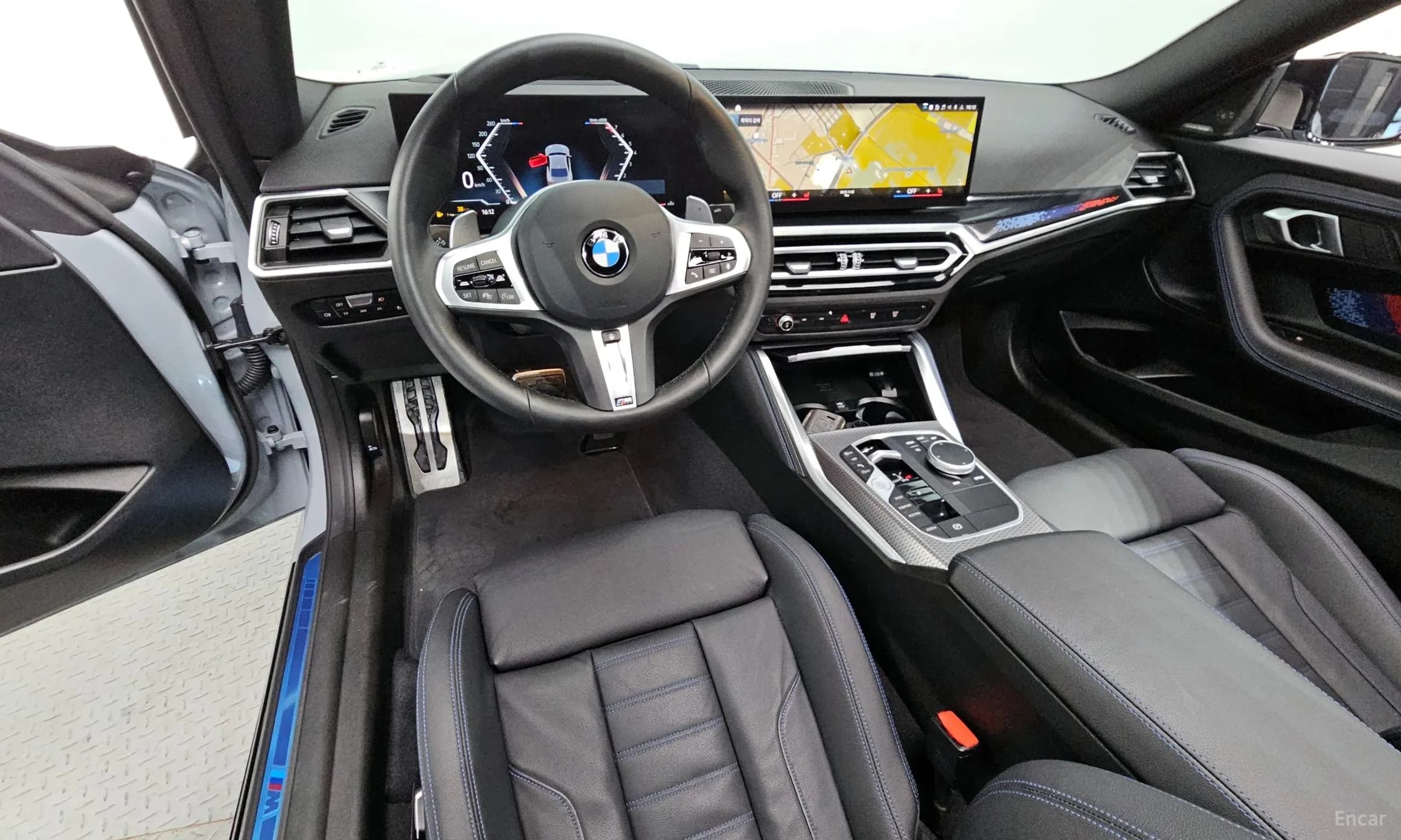 2 Series (G42)