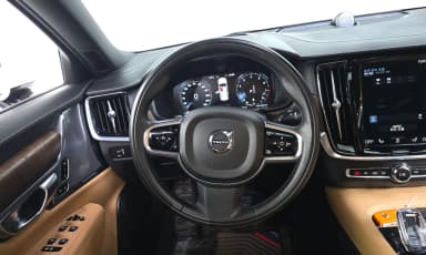 S90