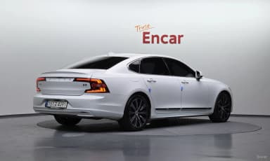 S90