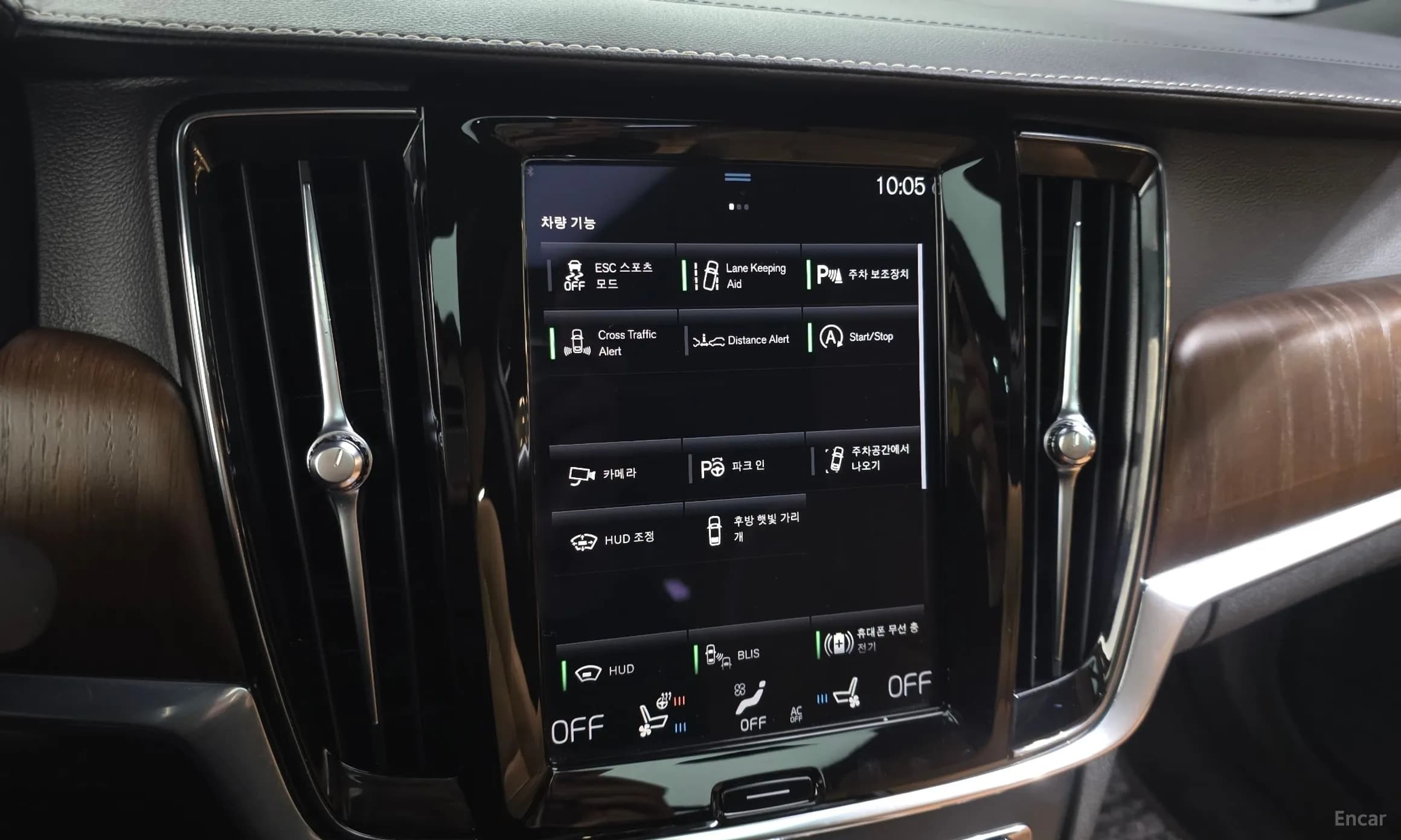 S90