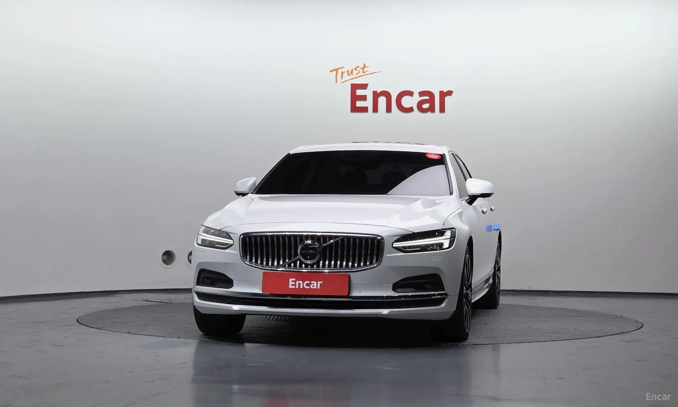 S90