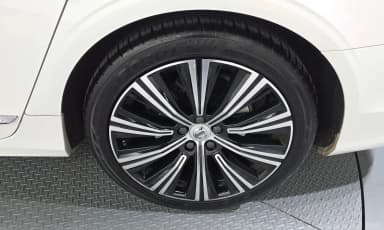 S90