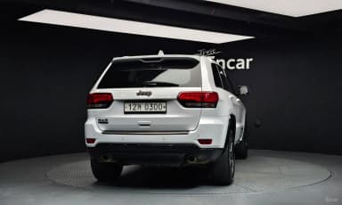 Grand Cherokee
