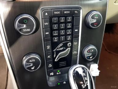 V40