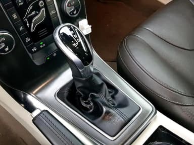 V40