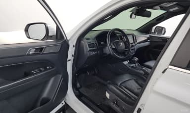 Rexton Sports Khan