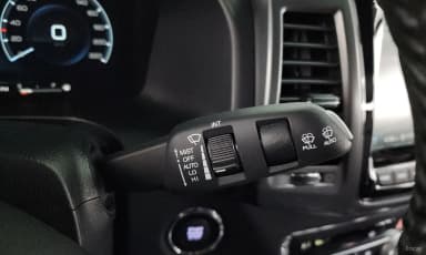 Rexton Sports Khan