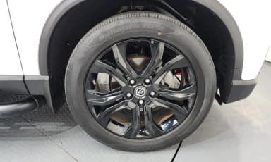 Rexton Sports Khan
