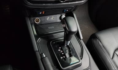 Rexton Sports Khan
