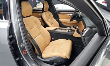 S90