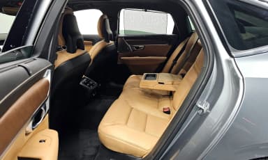 S90