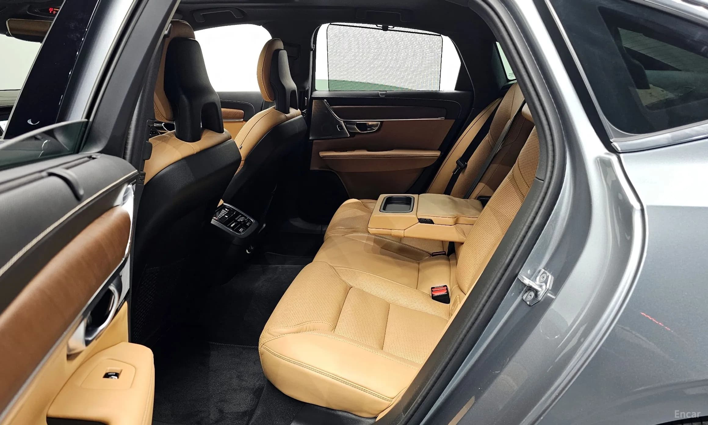 S90