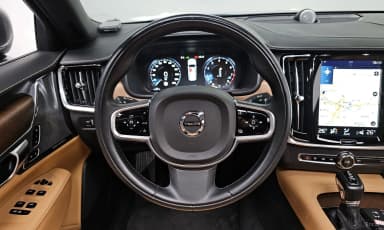 S90