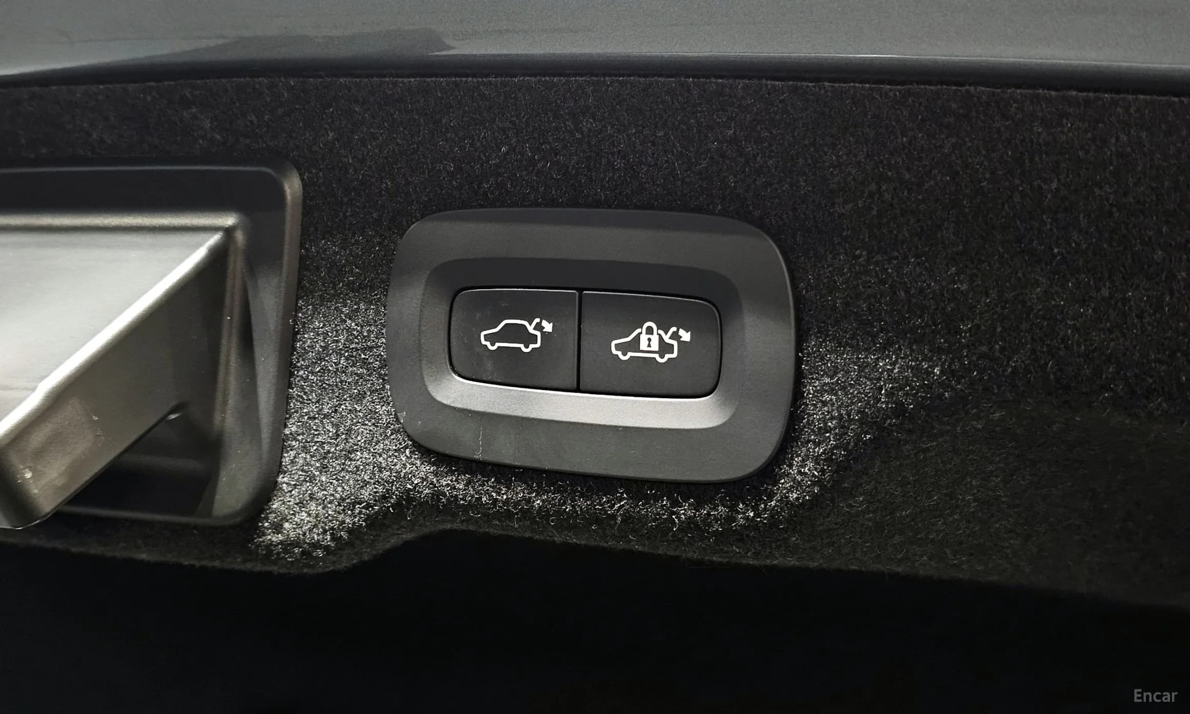 S90