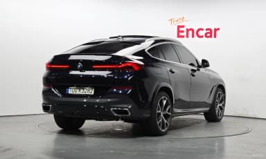 X6 (G06)