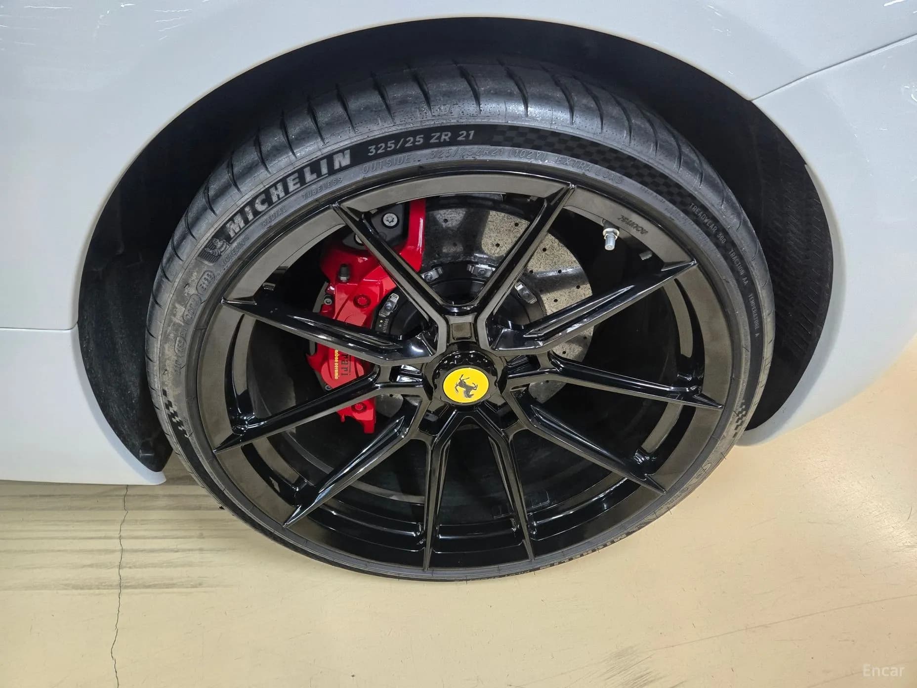 SF90 Spyder