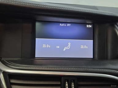 QX30