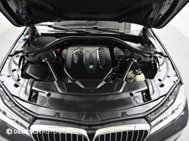 7 Series (G11)