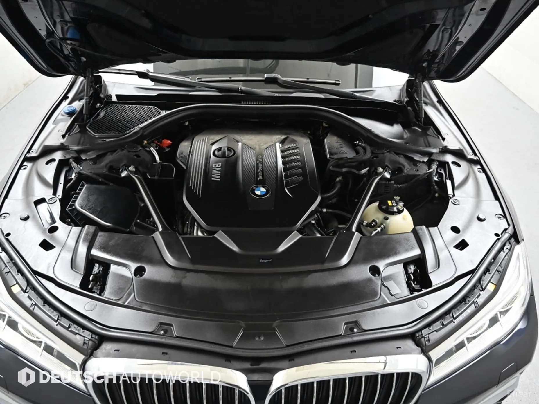 7 Series (G11)