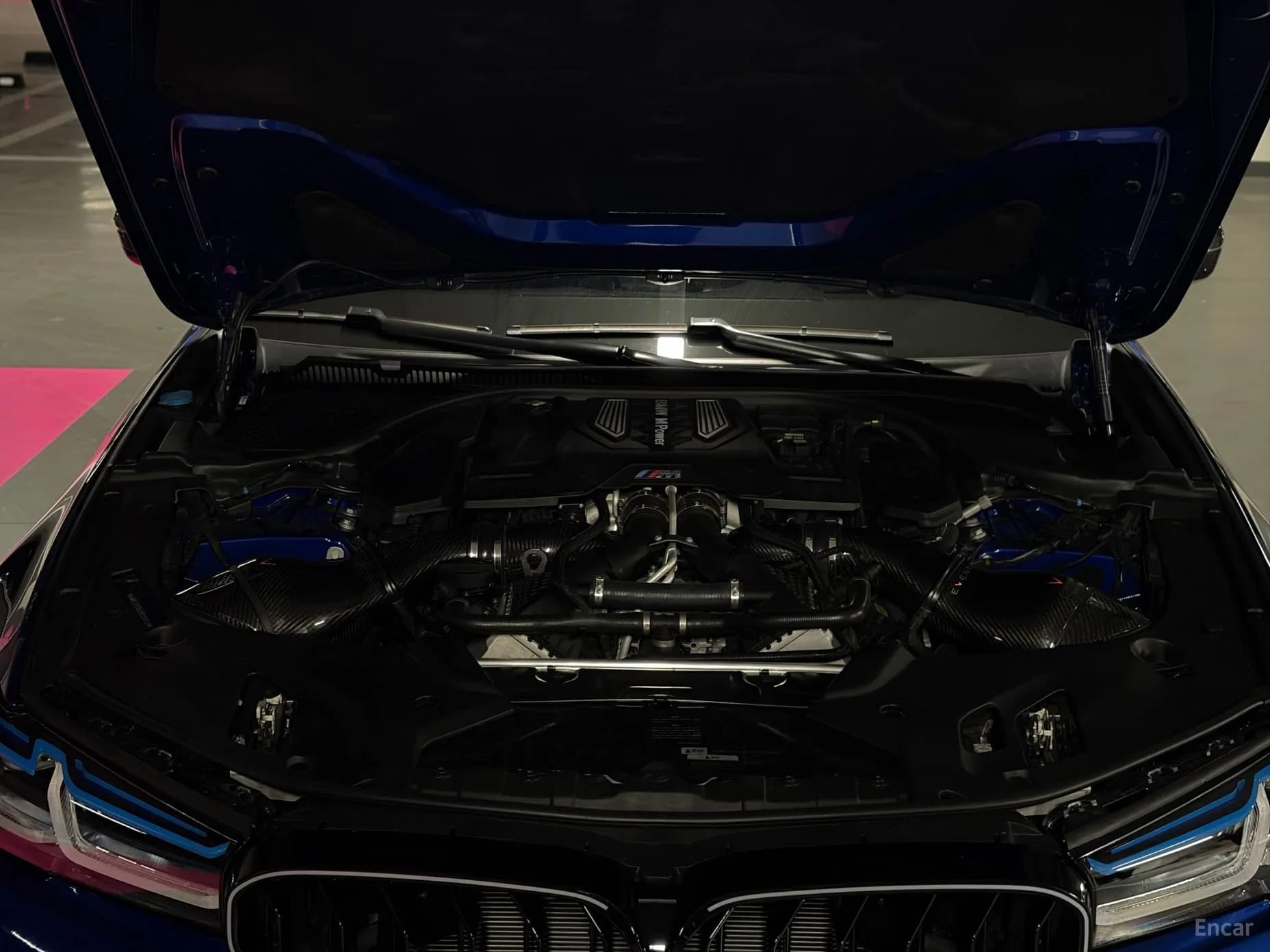 M5 (F90)