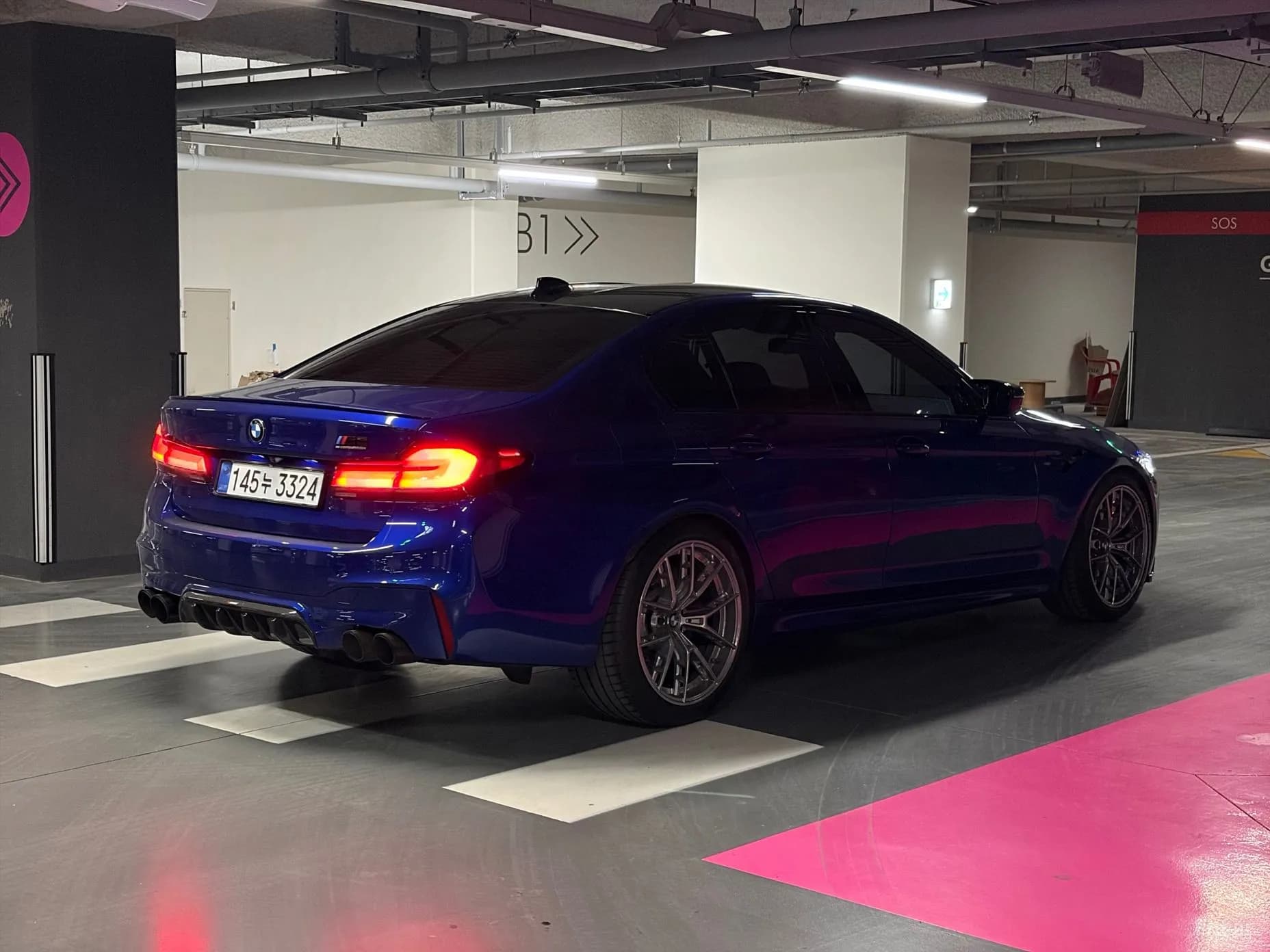 M5 (F90)