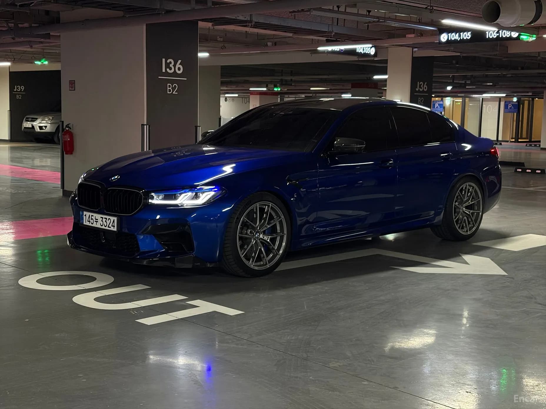 M5 (F90)