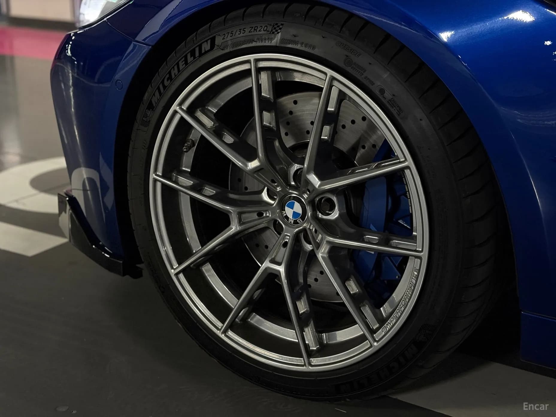 M5 (F90)