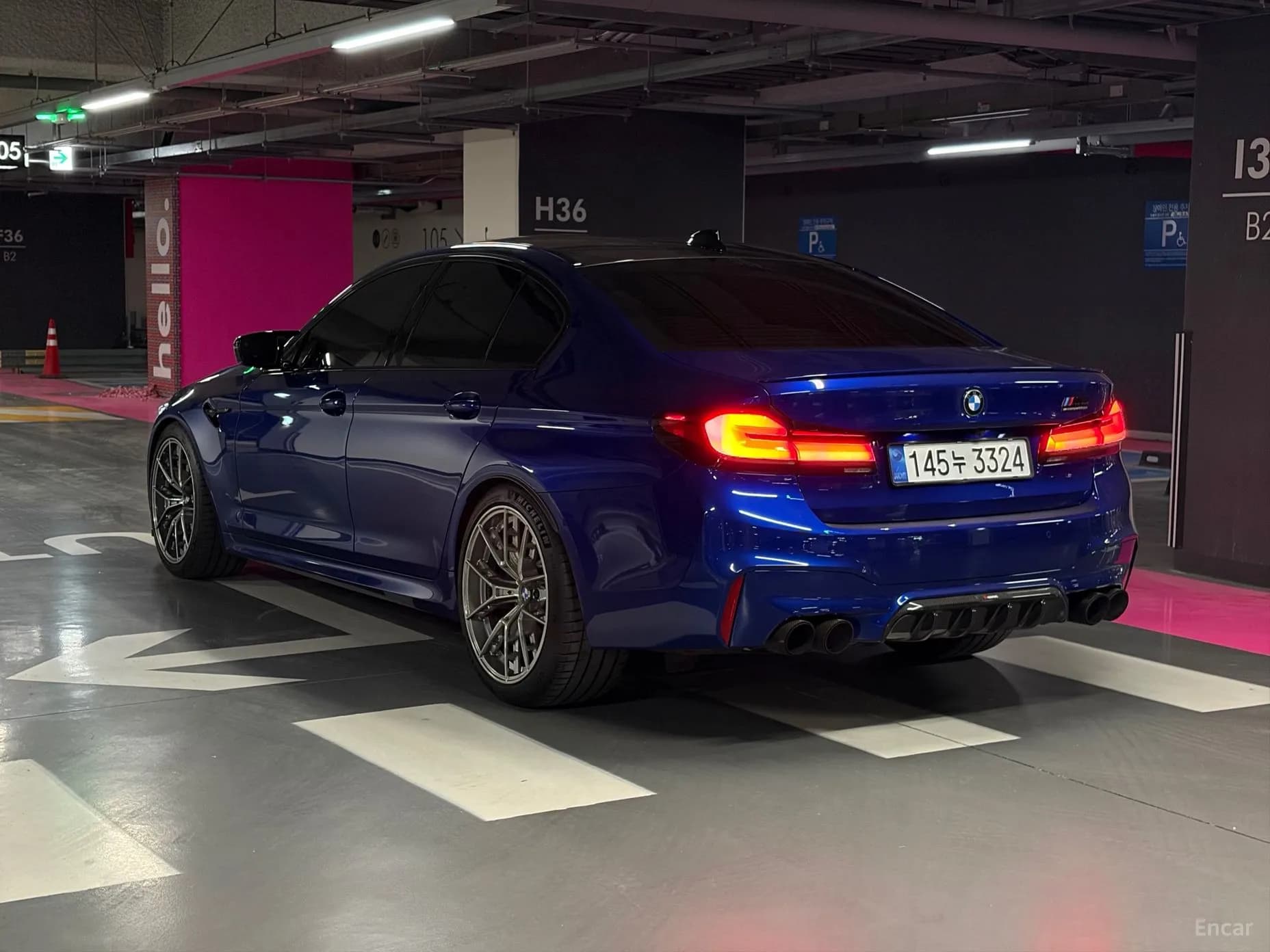 M5 (F90)