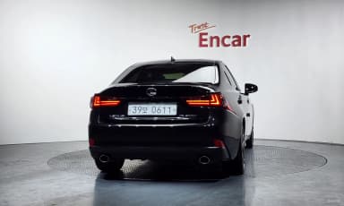 New IS200t