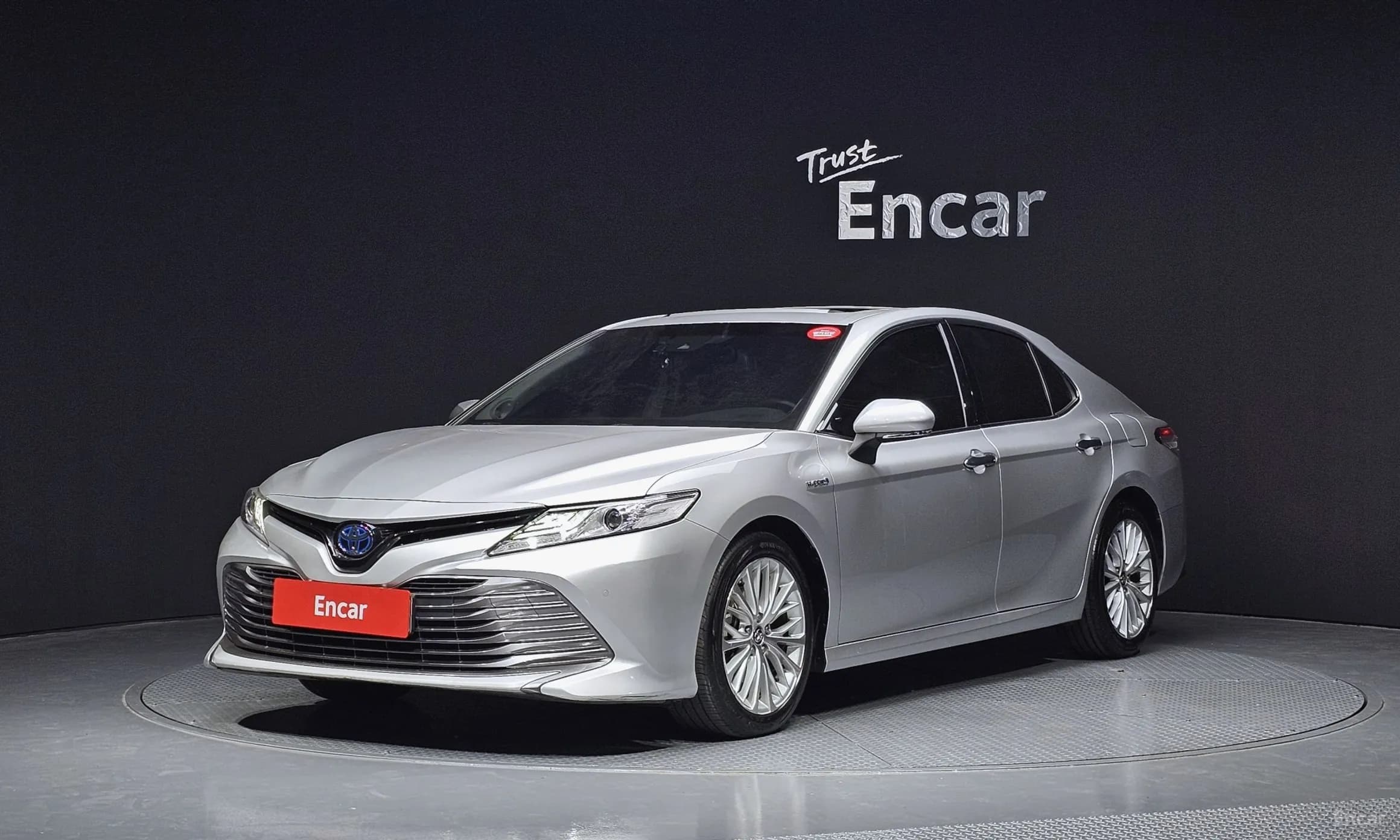 Camry (XV70)