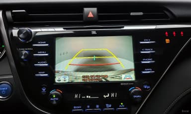 Camry (XV70)