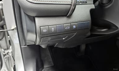 Camry (XV70)