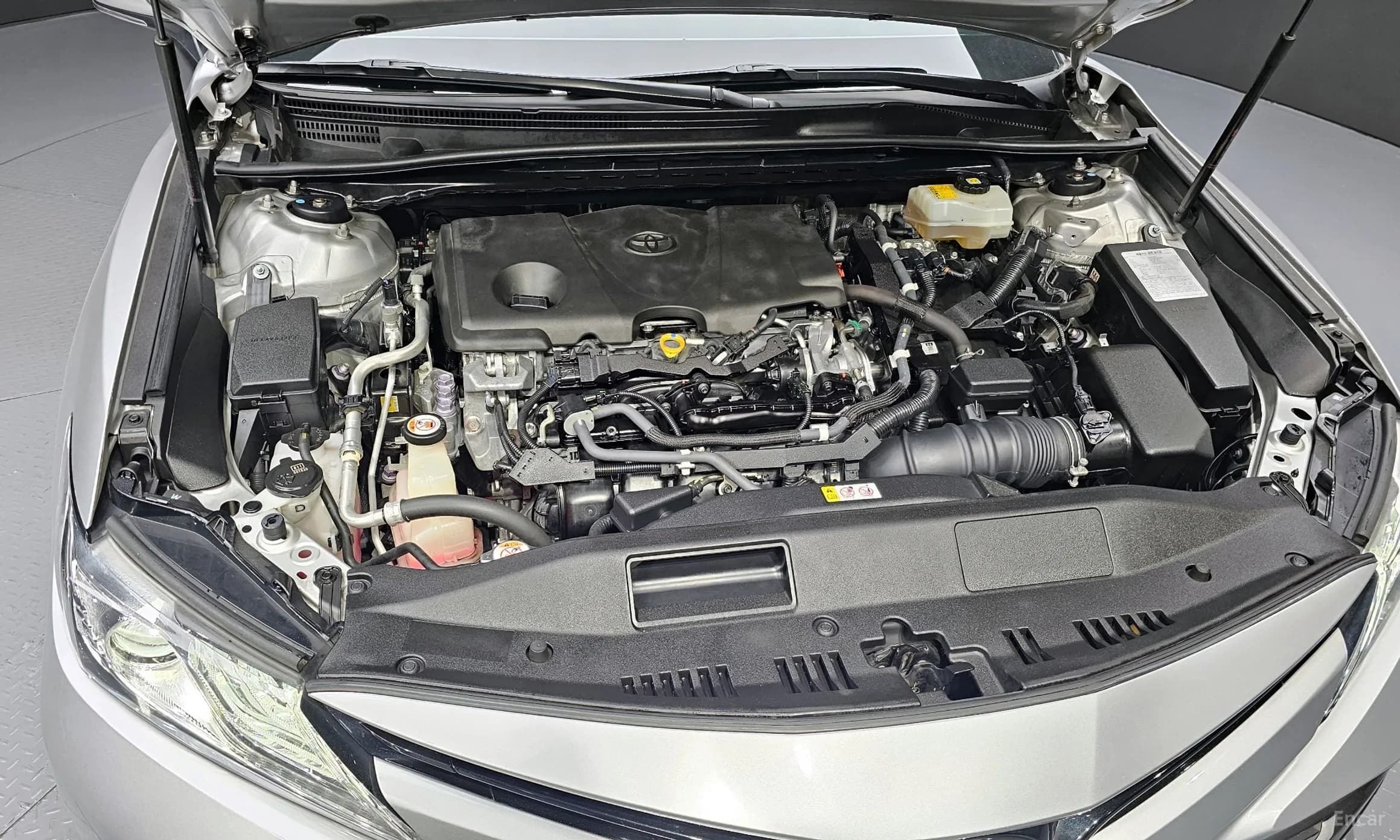 Camry (XV70)