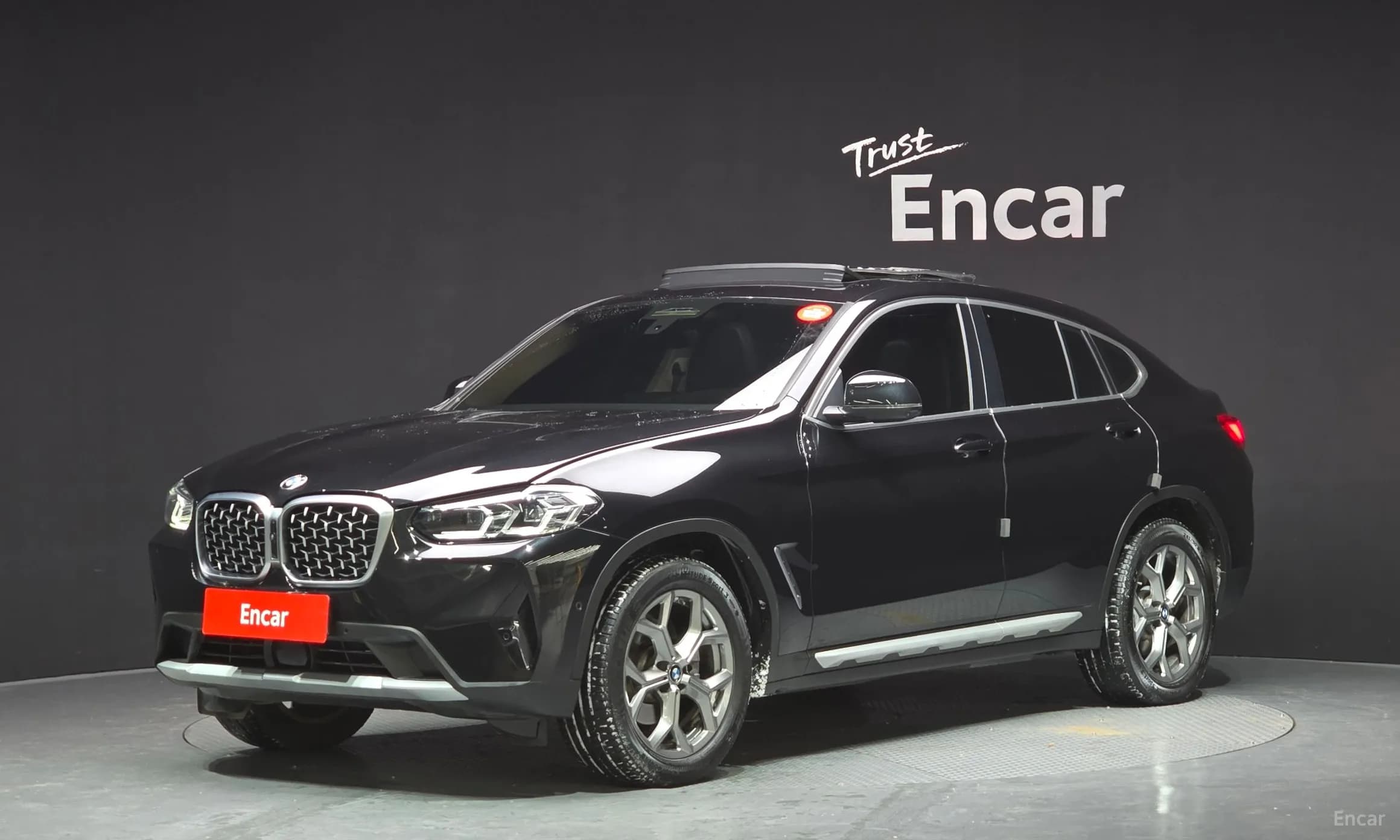 X4 (G02)