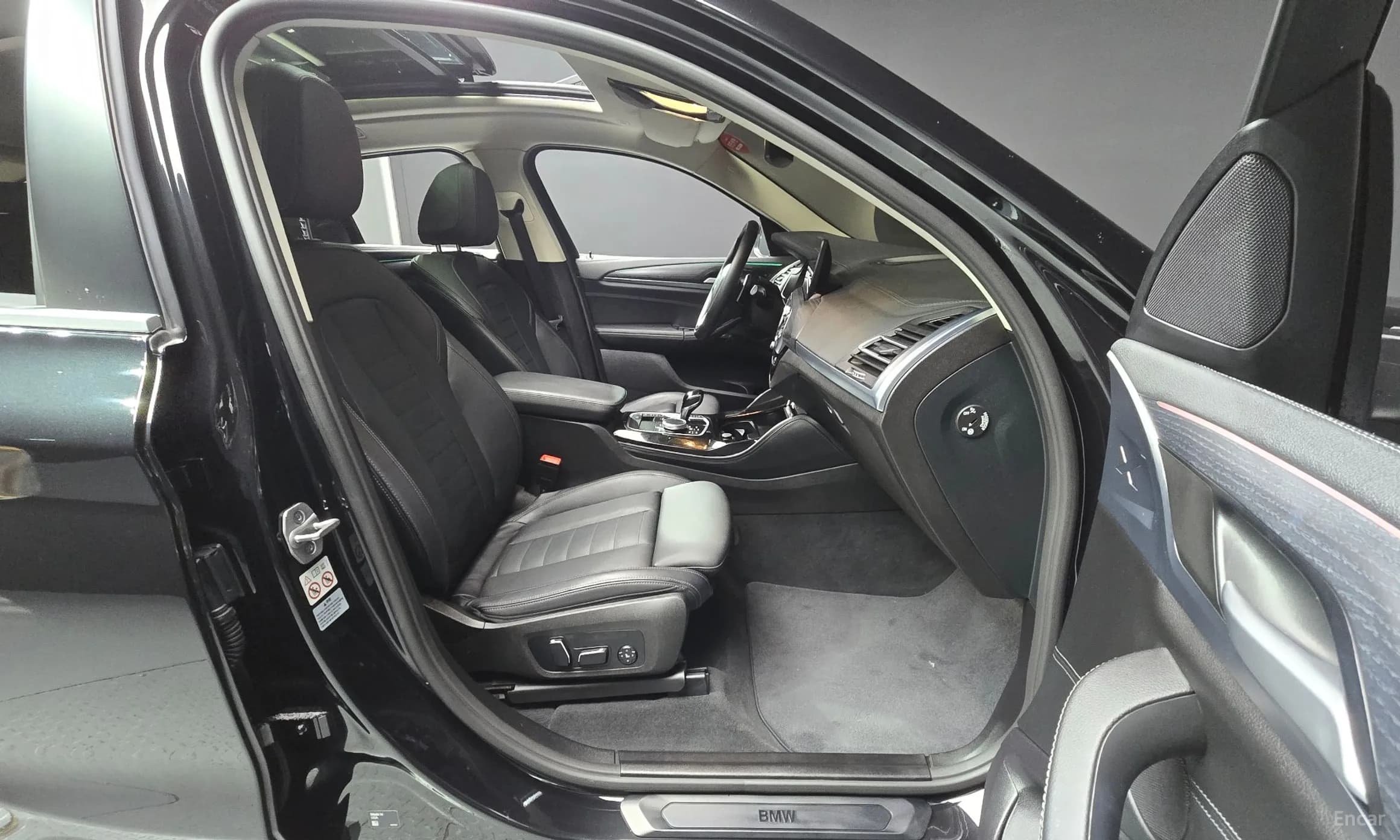 X4 (G02)