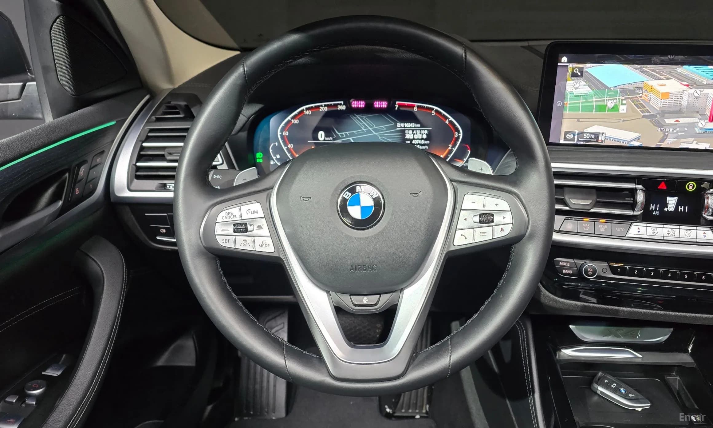 X4 (G02)
