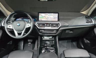 X4 (G02)