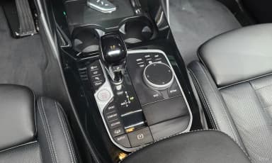 X4 (G02)