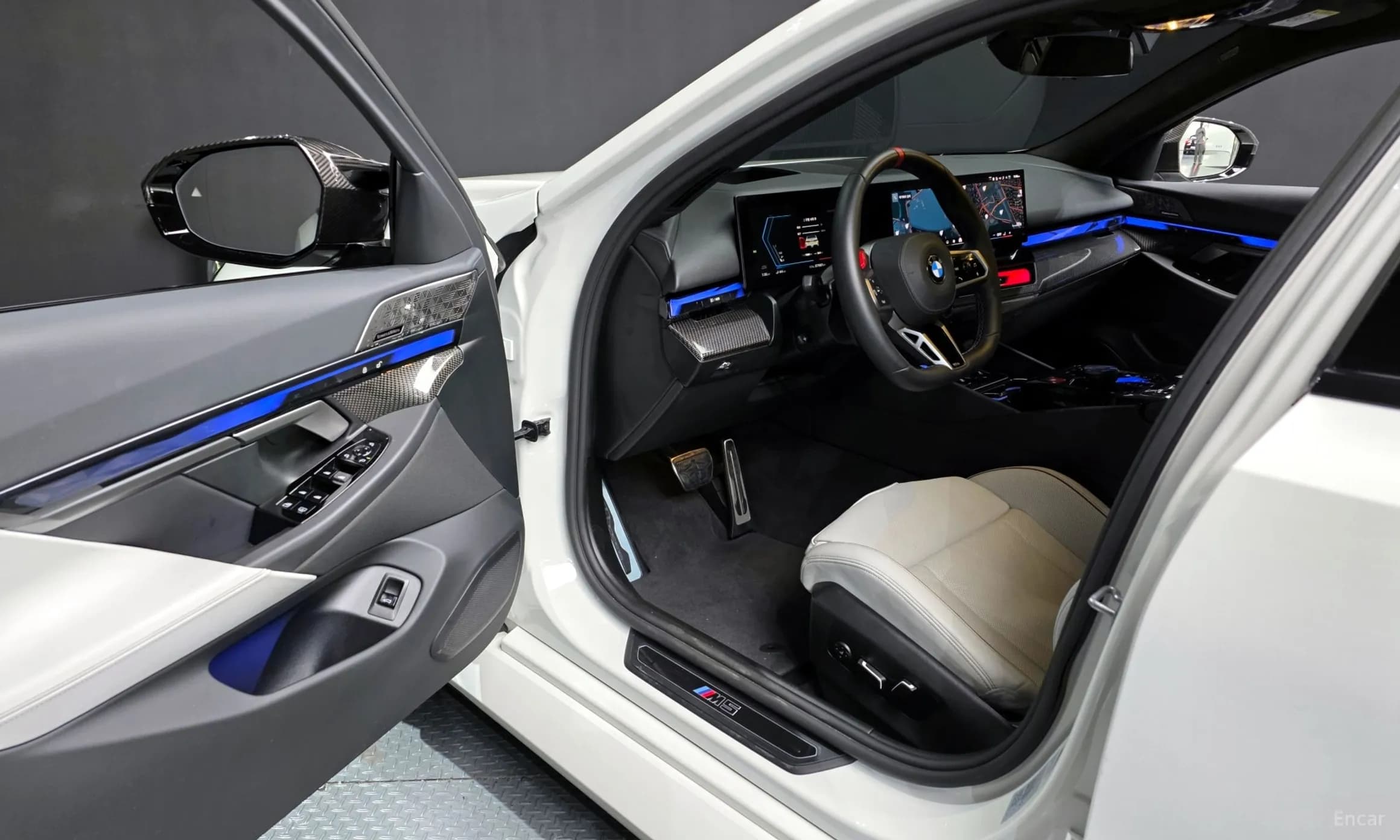 M5 (G90)