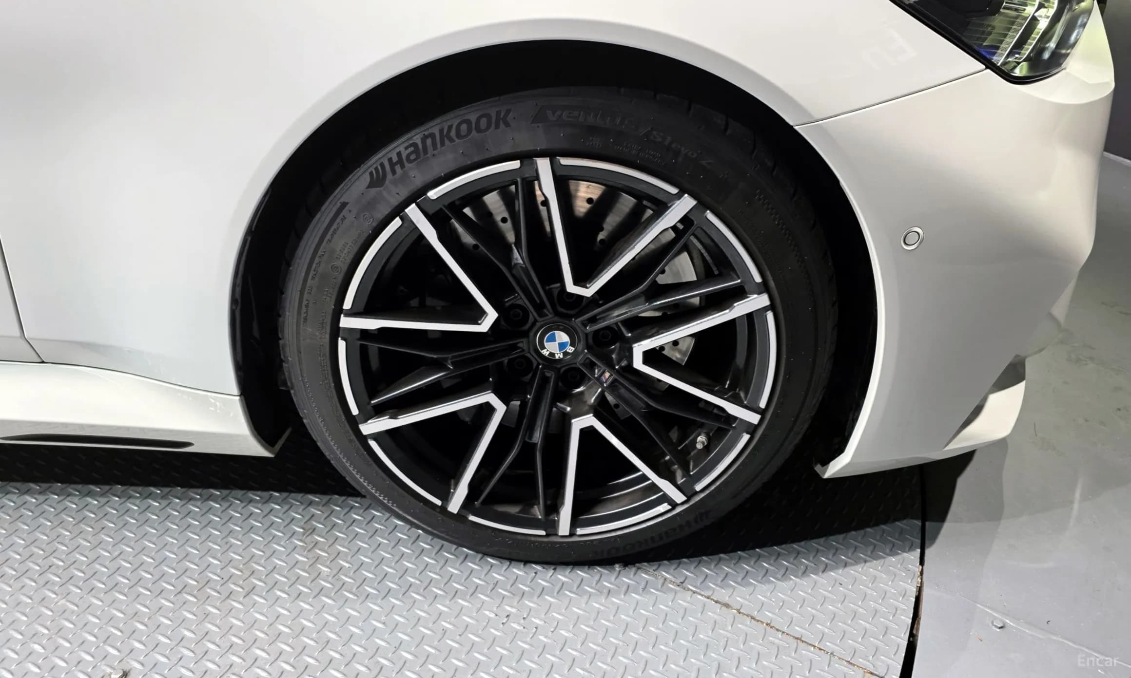 M5 (G90)