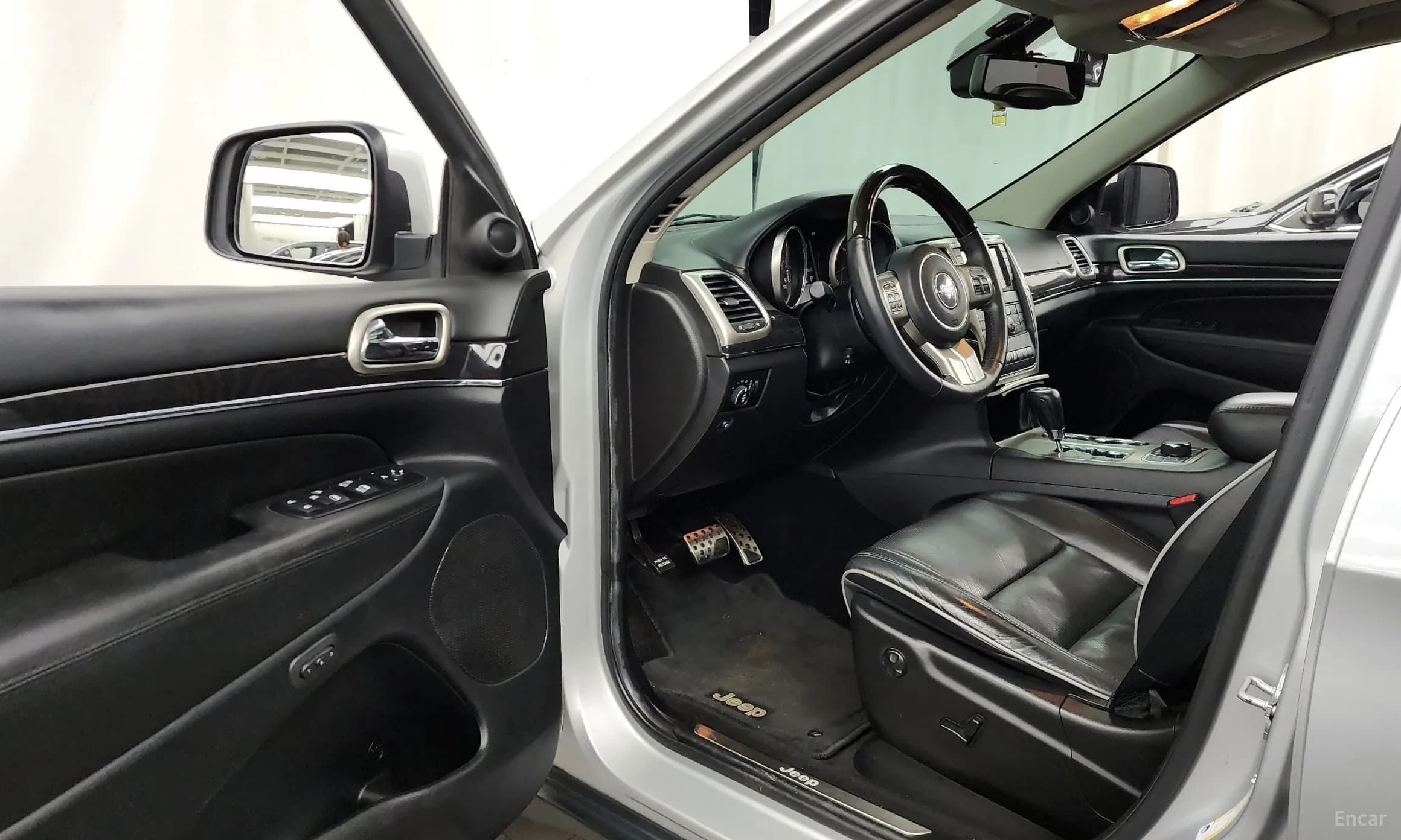 Grand Cherokee