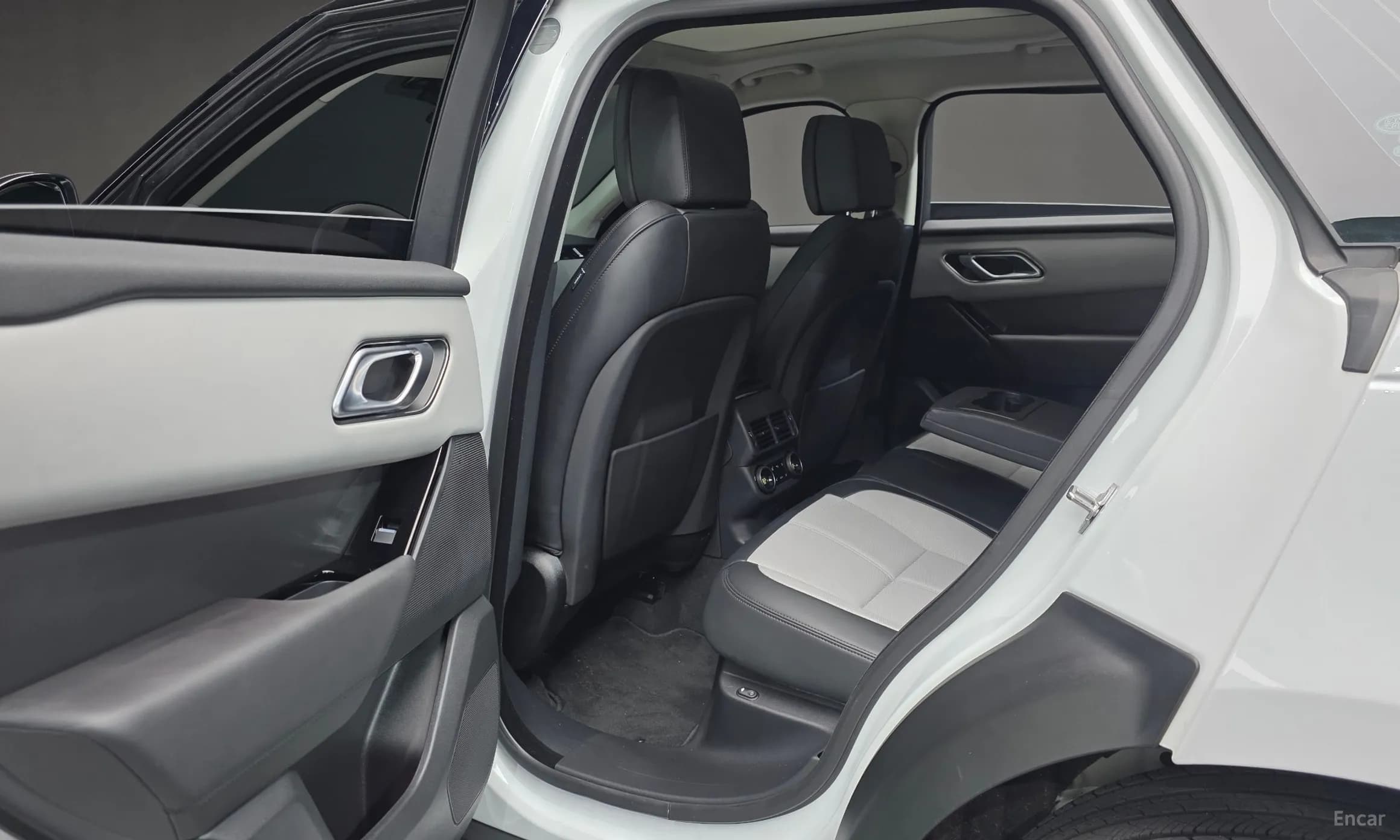 Range Rover Bella