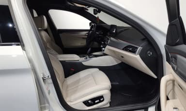 5 Series (G30)