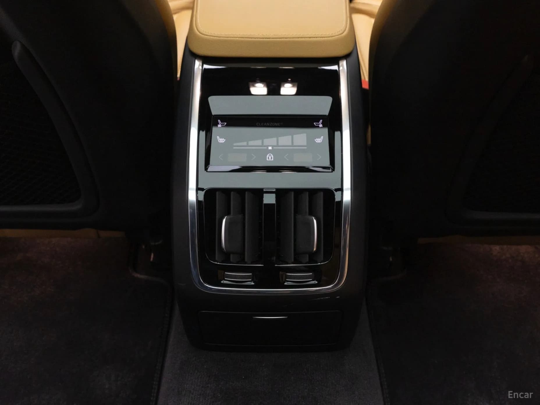 S90